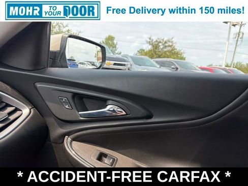 Used 2022 Chevrolet Malibu LT w/ Leather Package FWD image 31
