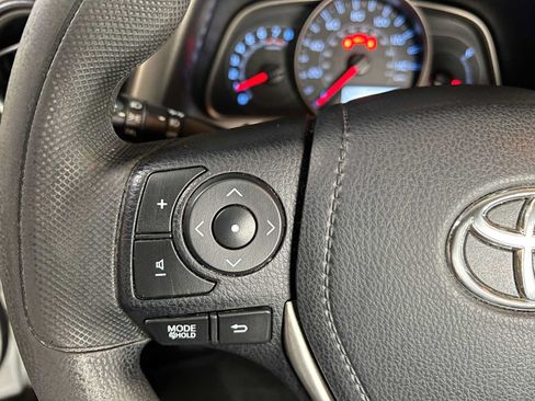 Used 2013 Toyota RAV4 XLE AWD/4WD image 27