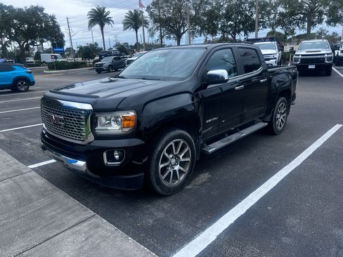 Used 2017 GMC Canyon Denali image 12