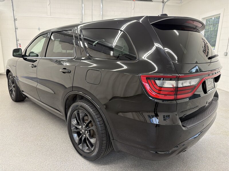 Used 2022 Dodge Durango R/T w/ Blacktop Package AWD/4WD image 7