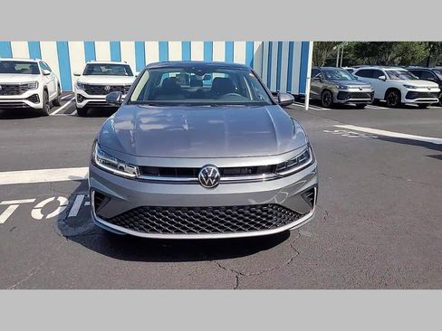 New 2026 Volkswagen Jetta SE image 31