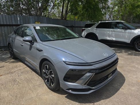 Used 2025 Hyundai Sonata SEL image 6