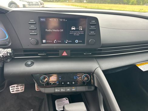 New 2026 Hyundai Elantra Sport FWD image 28