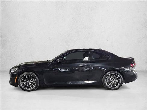 Certified 2025 BMW 230i xDrive Coupe w/ Convenience Package AWD/4WD image 9
