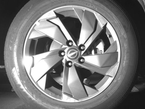 Used 2025 Nissan Rogue SV image 13