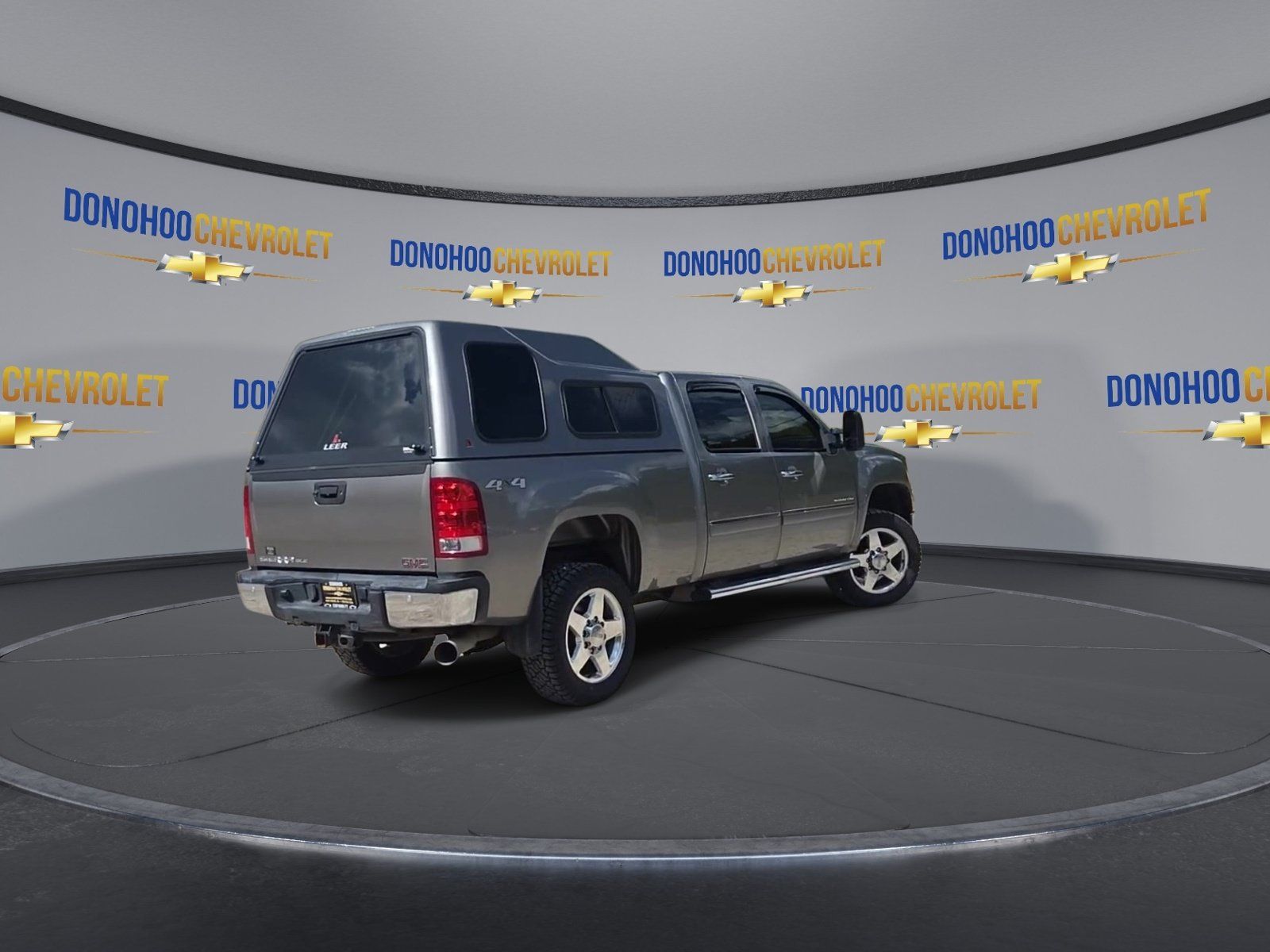 Used 2014 GMC Sierra 2500 SLE w/ HD SLE Premium Package AWD/4WD image 12