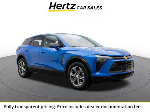 Used 2026 Chevrolet Blazer LT FWD image 1