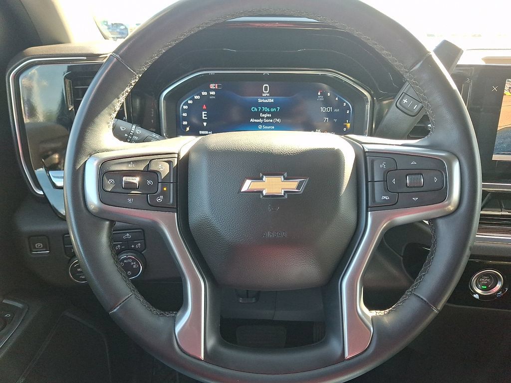Used 2024 Chevrolet Silverado 1500 LT AWD/4WD image 21