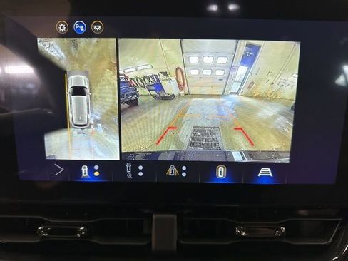 New 2026 Chevrolet Equinox RS w/ Safety and Technology Package AWD/4WD image 16