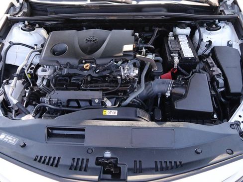 Used 2022 Toyota Camry SE FWD image 27