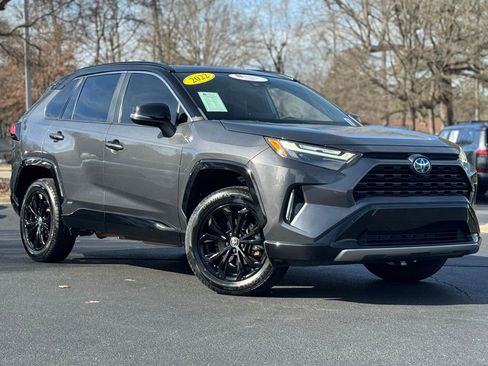 Certified 2022 Toyota RAV4 XSE image 2