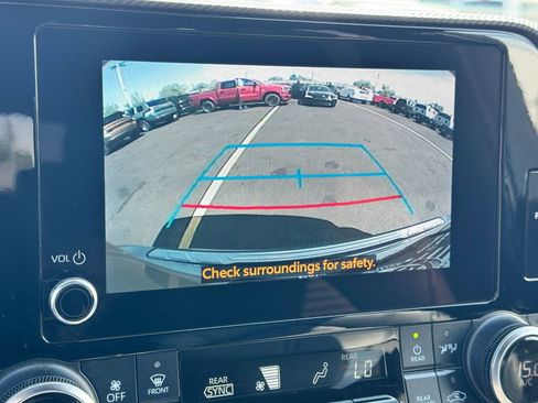 Used 2023 Toyota Highlander Limited AWD/4WD image 35