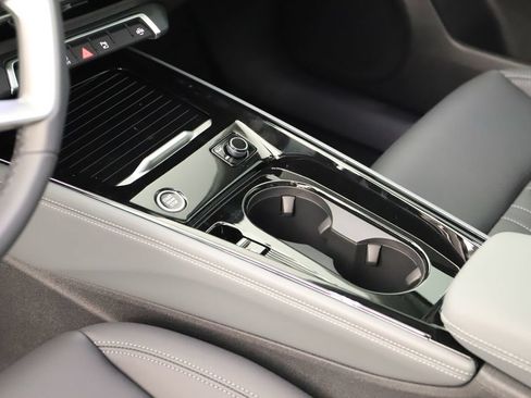 New 2026 Audi Q3 quattro 2.0T AWD/4WD image 17