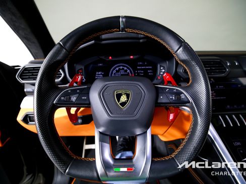 Used 2019 Lamborghini Urus image 13