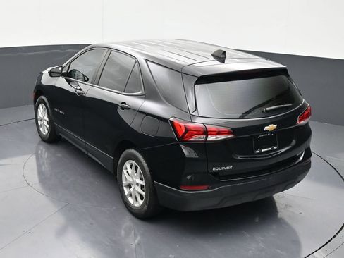 Used 2023 Chevrolet Equinox LS FWD image 14