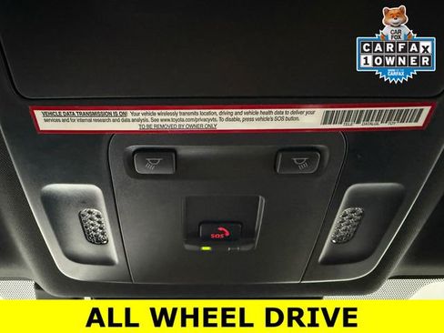 Used 2025 Toyota Camry SE w/ Convenience Package image 25