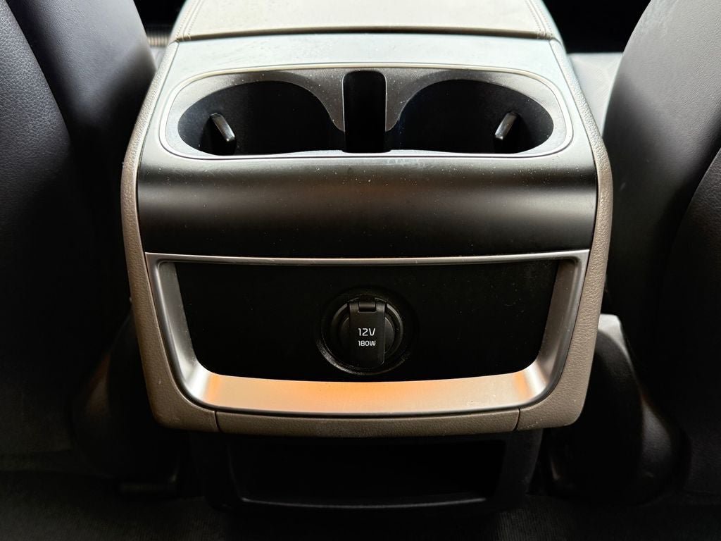 Used 2025 Kia Carnival FWD image 15