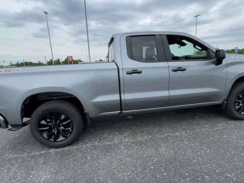 Used 2024 Chevrolet Silverado 1500 Custom AWD/4WD image 8