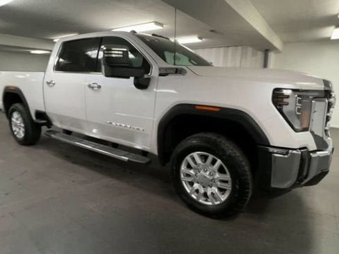 Certified 2024 GMC Sierra 2500 SLT w/ SLT Convenience Package image 2