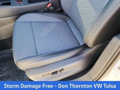 New 2026 Volkswagen Tiguan SE AWD/4WD image 14