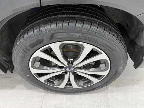 Used 2021 Subaru Forester Limited image 5