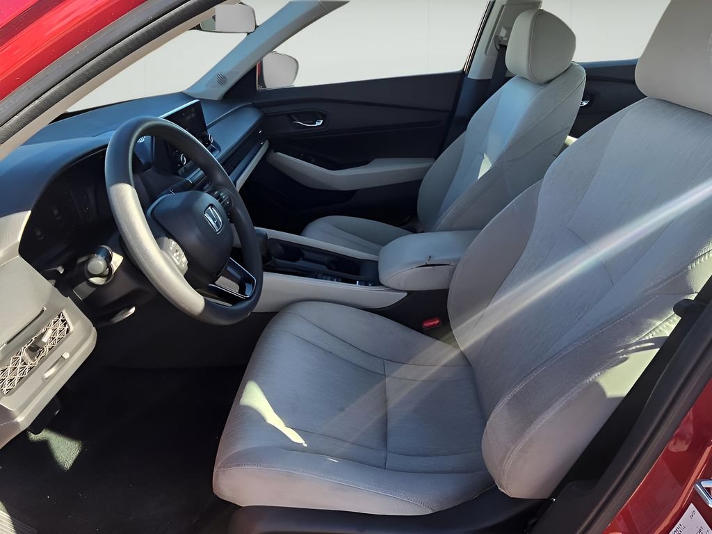 Used 2023 Honda Accord EX image 11