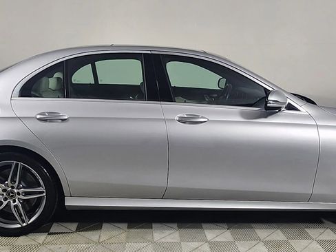 Used 2019 Mercedes-Benz E 450 E 450 4MATIC Sedan 4D image 8