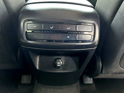 Used 2022 Hyundai Palisade SE w/ Cargo Package image 18