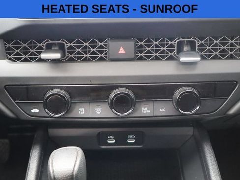 Used 2024 Honda Accord EX image 11