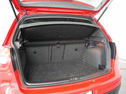 Used 2009 Volkswagen GTI Base image 28