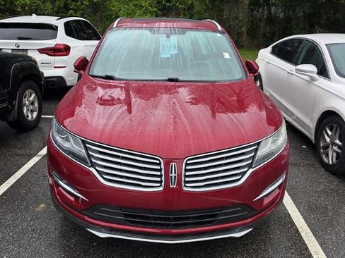 Used 2017 Lincoln MKC Reserve FWD image 2