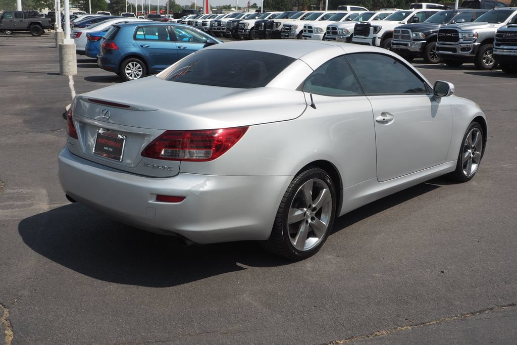Used 2010 Lexus IS 250C w/ Luxury Pkg RWD image 7