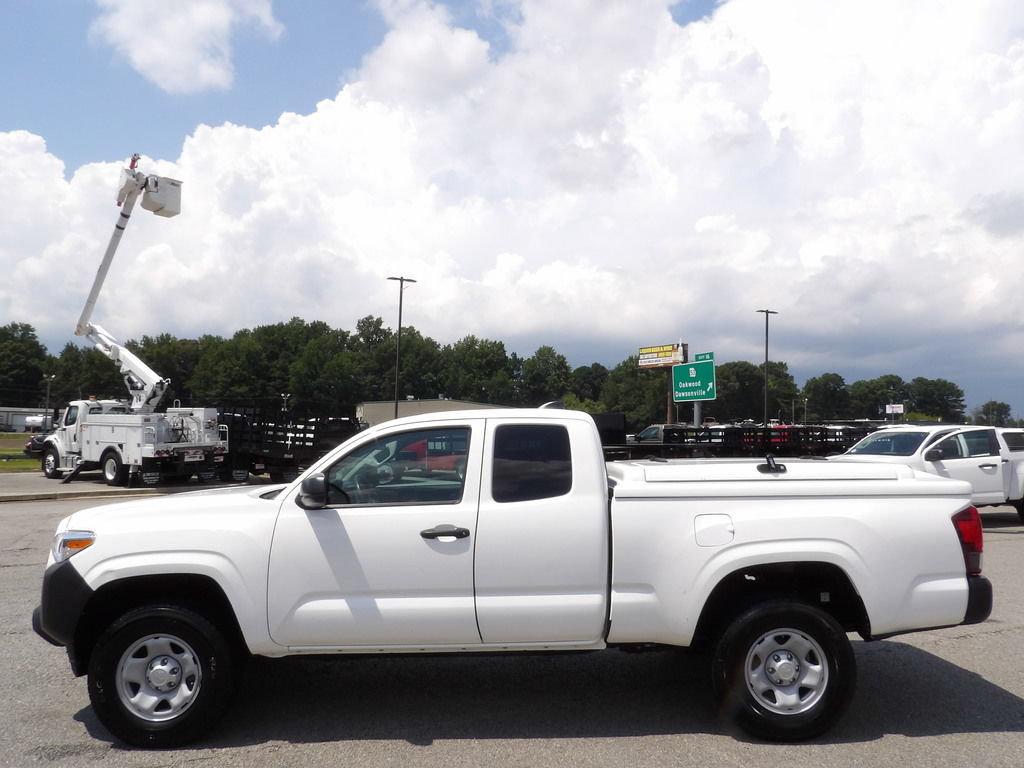 Used 2020 Toyota Tacoma SR RWD image 59