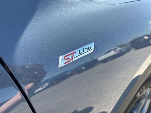 Used 2025 Ford Escape ST-Line w/ Tech Pack #1 image 9