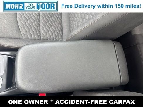 Used 2021 Chevrolet Equinox LT image 22