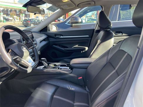 Certified 2023 Nissan Altima 2.5 SR image 22