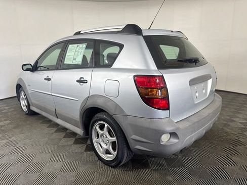 Used 2006 Pontiac Vibe w/ Preferred Package FWD image 6