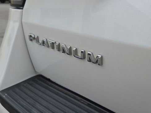 Used 2019 Ford Expedition Platinum RWD image 8