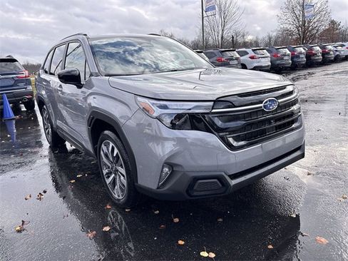 New 2025 Subaru Forester Touring image 2