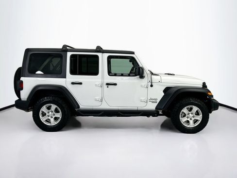 Used 2020 Jeep Wrangler Unlimited Sport S AWD/4WD image 4