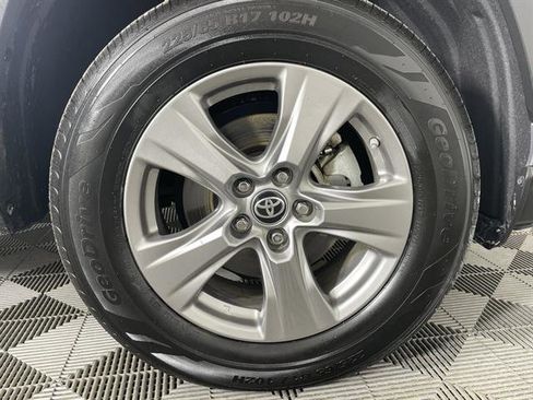 Certified 2024 Toyota RAV4 LE image 22