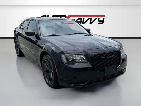 Used 2023 Chrysler 300 Touring w/ Sport Appearance Package RWD image 1