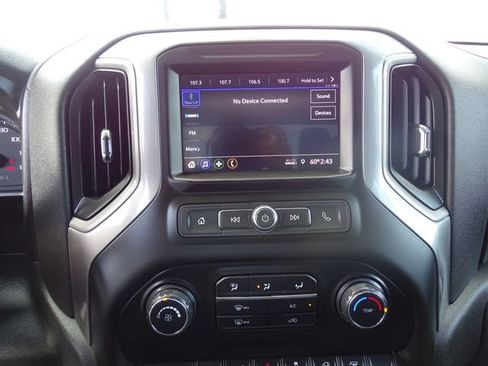 Certified 2021 Chevrolet Silverado 1500 Custom image 10