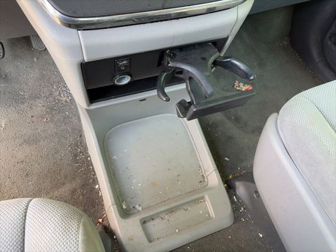 Used 2017 Toyota Sienna L FWD image 18