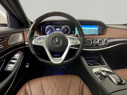 Used 2019 Mercedes-Benz S 560 4MATIC Sedan image 8