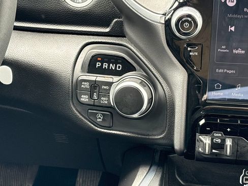 Used 2025 RAM 1500 Big Horn AWD/4WD image 29