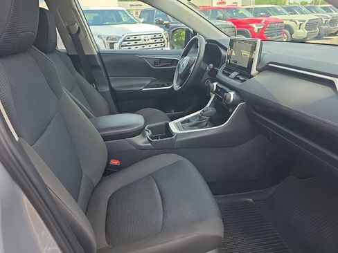 Certified 2025 Toyota RAV4 LE AWD/4WD image 9