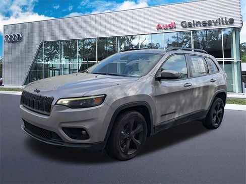 Used 2020 Jeep Cherokee Latitude Plus image 1
