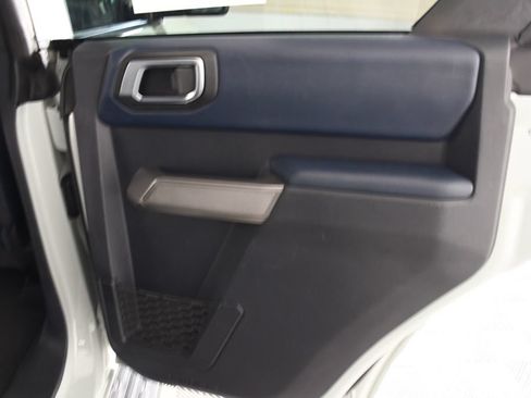 Used 2021 Ford Bronco First Edition AWD/4WD image 21