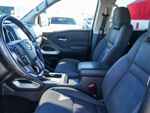 Used 2022 Nissan Frontier SV image 18